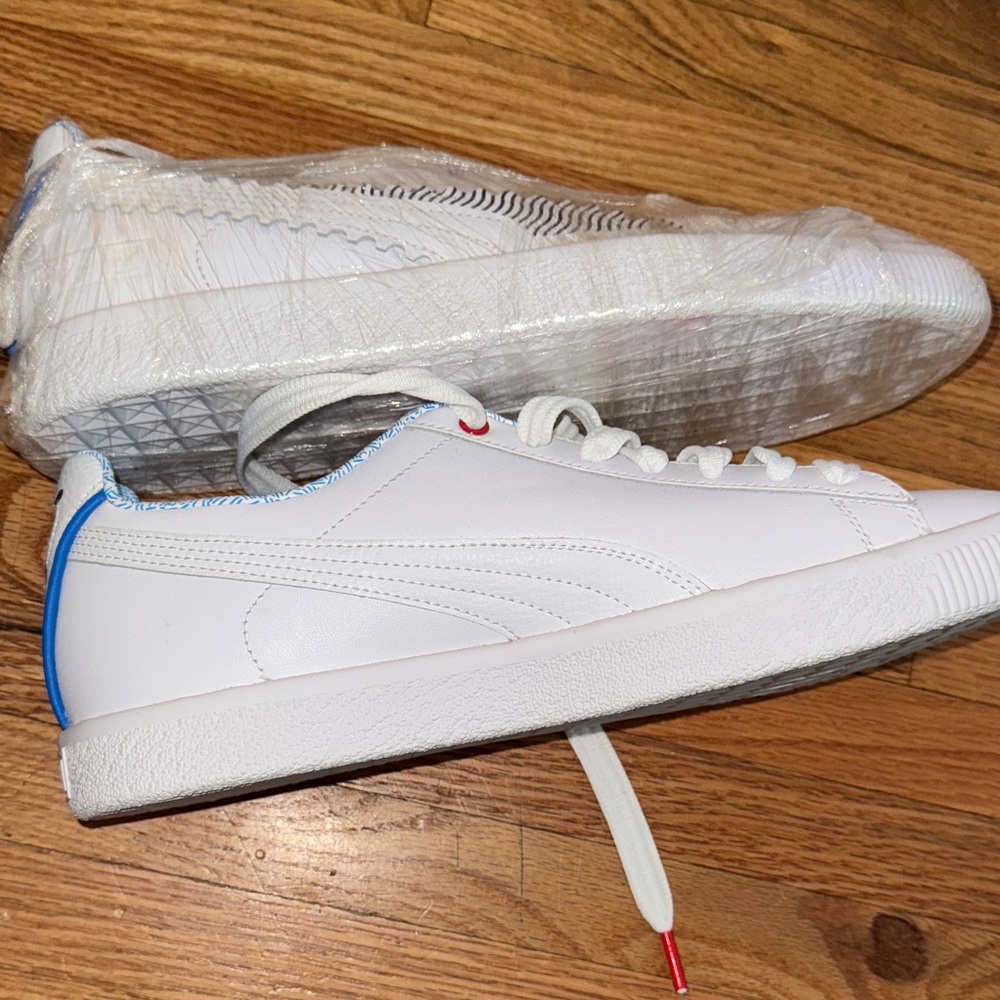 NWOT Men's Puma Clyde Leather 'White Black' Sneakers - Picture 4 of 4